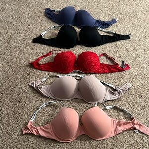 Victoria’s Secret 40 double D bras